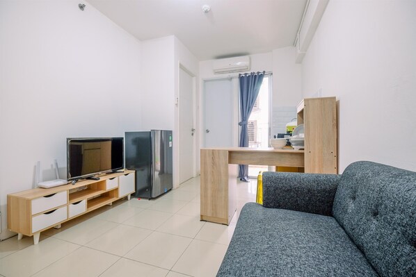 Apartment | Living area - Brand New And Strategic 2Br At Bassura City Apartment (Jakarta)