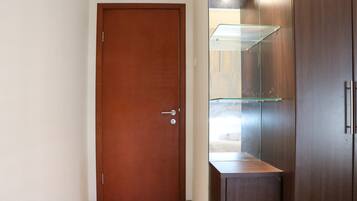 Apartemen | 2 kamar tidur dan Wi-Fi gratis