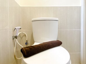 Studio | Badezimmer | Dusche, Handtücher