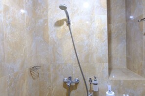 Apartment | Badezimmer