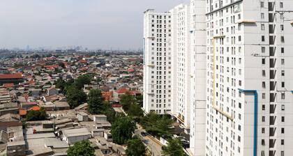 Best Strategic Studio At Bassura City Apartment