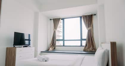 Homey And Comfort Living Studio Collins Boulevard Apartment