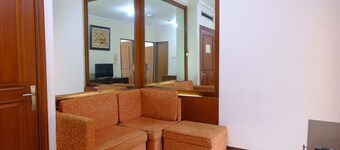 Scenic 2Br At Grand Setiabudi Apartment