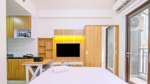 Unclassified image, 5 of 21, button - Modern And Comfy Studio At Transpark Cibubur Apartment (Depok)