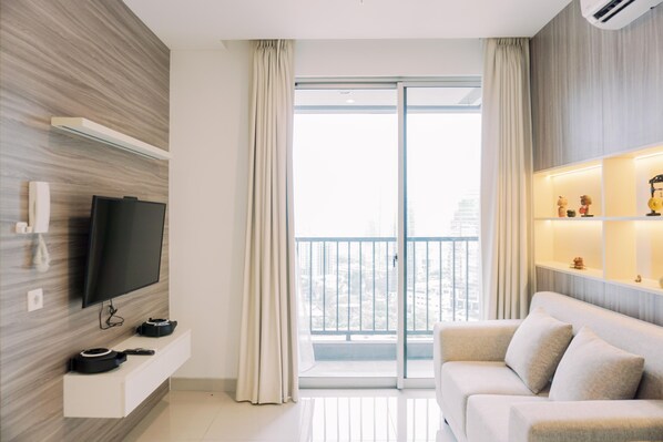 Apartment | Living area - Spacious And Warm 2Br At Ciputra World 2 Apartment (Jakarta)