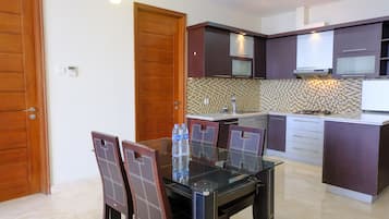 Apartemen | Dapur pribadi | Lemari es besar dan kompor
