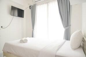Free WiFi - Good Choice And Nice Studio At Sky House Bsd Apartment (Pagedangan)