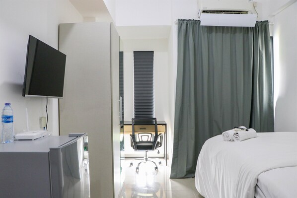 Free WiFi - Cozy And Comfort Stay Studio Sayana Bekasi Apartment (Tarumajaya)