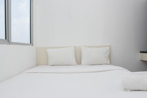 2 bedrooms, free WiFi - Comfort And Simply 2Br At Pakubuwono Terrace Apartment (Jakarta)