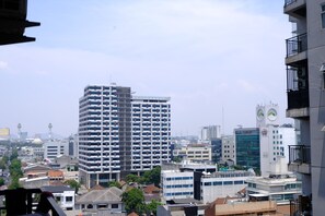 Exterior - Scenic Studio At Grand Asia Afrika Apartment (Bandung)