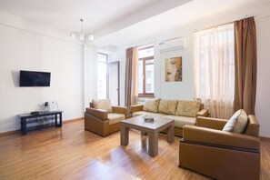 Standard Apartment | Living area | TV - Stay Inn on Aram 82/84 (Yerevan)