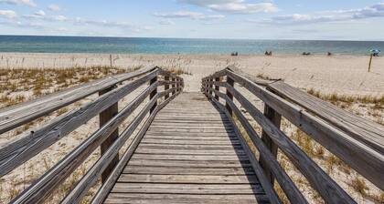 NEW LISTING!!! Gulfside Villa 2C - AMAZING beachfront view NO HASSLE CHECK OUT