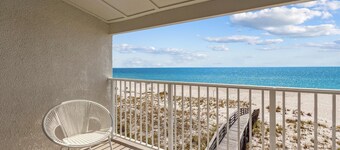 NEW LISTING!!!  Gulfside Villa 2C - AMAZING beachfront view  NO HASSLE CHECK OUT