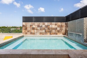 Pool - Rooftop Pool w/Lounge Area-Studio Sleeps 2 #U4 (Oranjestad)