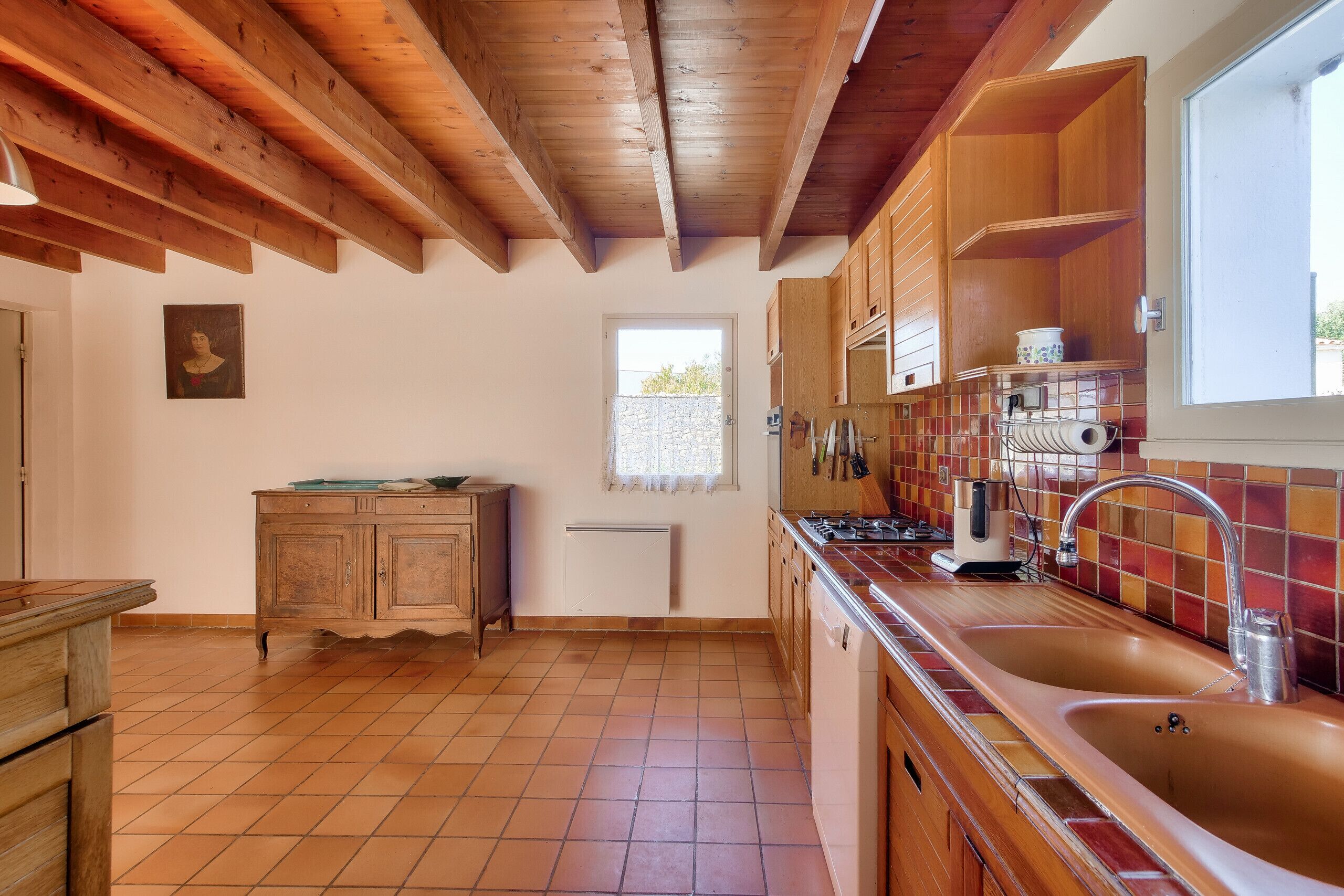 Réfrigérateur, micro-ondes, four, lave-vaisselle