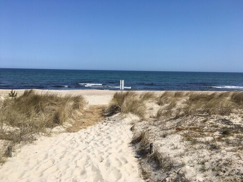 Child-friendly vacation home near the beach with sauna, whirlpool and fireplace