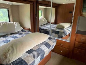 3 室のベッドルーム、WiFi