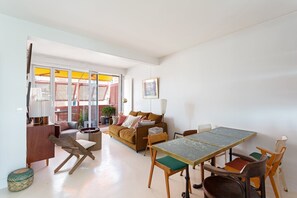 Televisión y estéreo