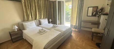 2 多间卧室、熨斗/熨衣板、WiFi、床单