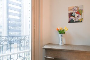 Interior - GuestReady - Bright Apt in the new Quartier Latin (Paris)