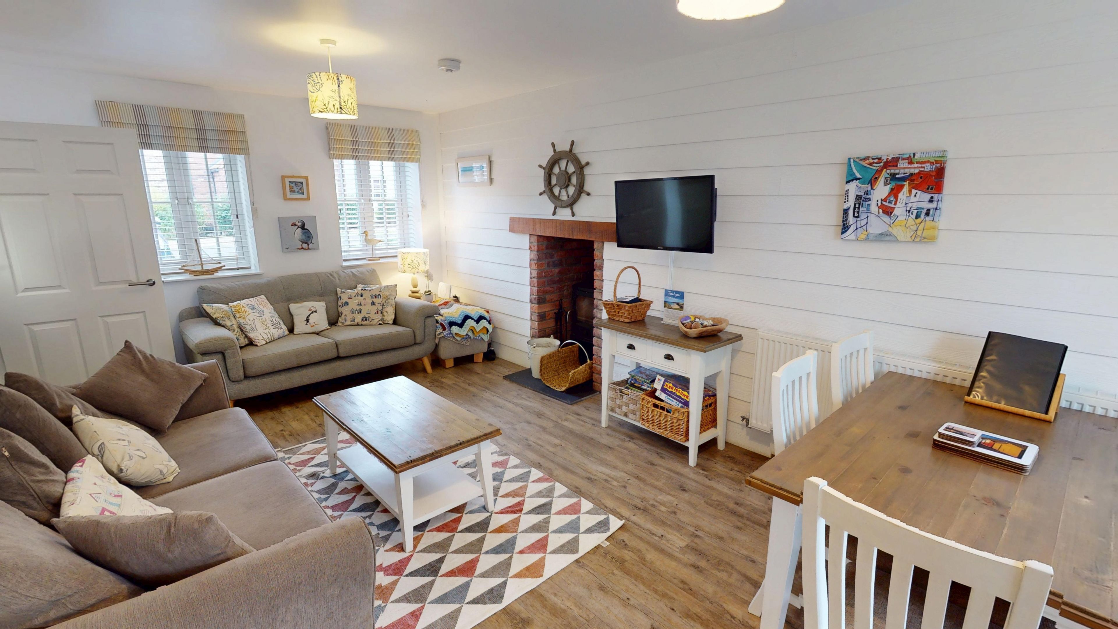 Smart TV, table tennis