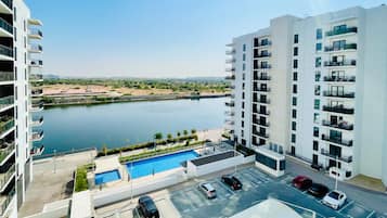 2 piscinas al aire libre