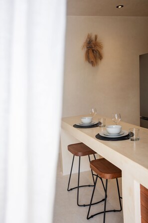 Dining - Appartement Bohème Romantique Avec Piscine, Wifi Rapide, au Coeur de La Veleta (Tulum)