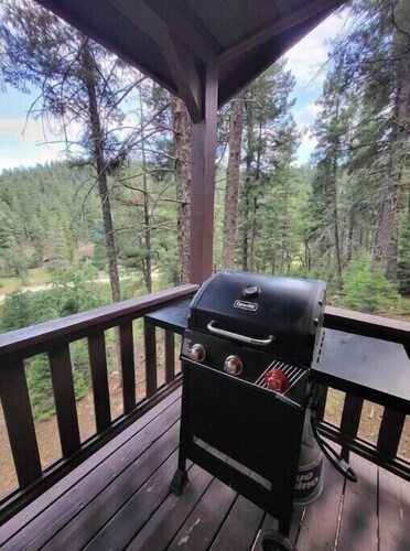 Mountain retreat with a beautiful veiw.