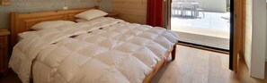 3 habitaciones, tabla de planchar con plancha y internet 
