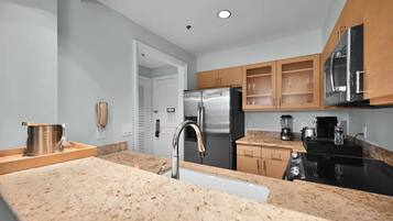 Apartment | Private kitchen | Fridge, microwave, oven, espresso maker