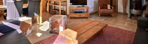 Télévision, cheminée, lecteur de DVD
