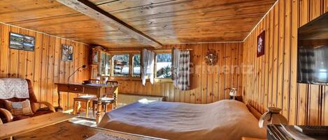 1 bedroom, iron/ironing board, Internet