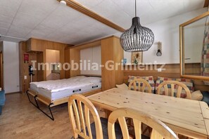 Dining - Comfortable studio for 2 to 4 people, living room with 2 beds and 2 divan beds, kitchen area with di (Grimentz)