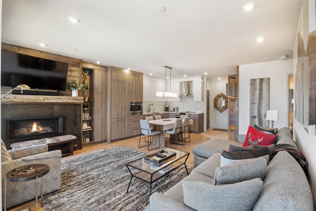 Luxury Condo, 2 Bedrooms, Fireplace, Mountain View (Chamonix 27) | Living area | Flat-screen TV