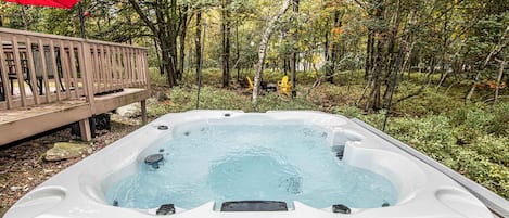 Bain à remous extérieur