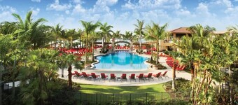 Relax at Serenity • Heated Pool • Spa • BBQ • Near Beach