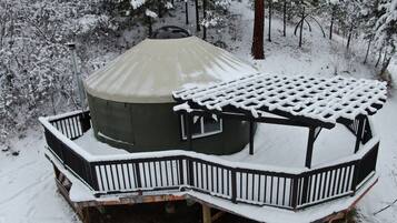 Bain à remous extérieur