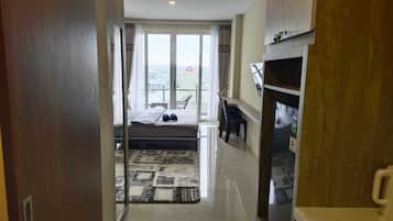 Apartemen | 1 kamar tidur, meja kerja, dan Wi-Fi gratis