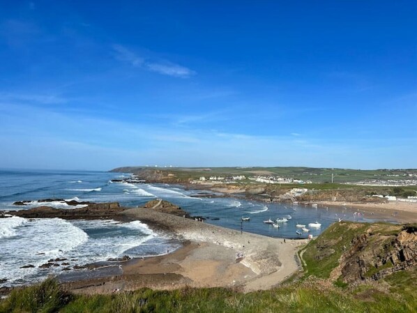 Beach - Stunning Self Contained 2 Bedroom Home Launceston (Launceston)