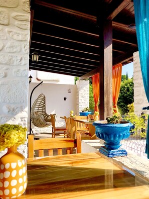Porch - Kumbahçe Fethiye Hanım Pansiyon Bodrum (Bodrum)
