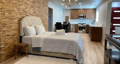 Prime Location Lodge