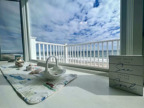 Oceanfront Wells Beach Condo - Ocean Surf #5