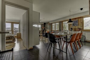 Dining - Appartement Mont Parrain 4 - La Tzoumaz, 4 Vallees (La Tzoumaz)