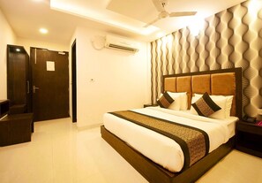 Deluxe Double Room | Free WiFi