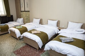 Gemeinsamer Economy-Schlafsaal