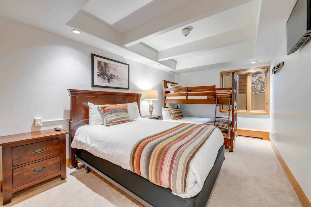 Lodge at Lionshead 103 Vail Vrbo