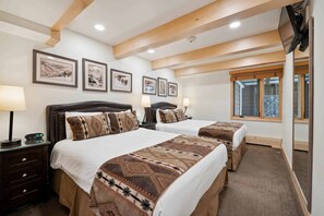 2 chambres, fer et planche à repasser, lit parapluie, Wi-Fi