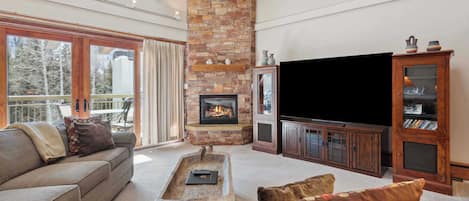 TV, fireplace