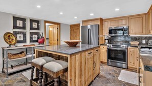 Private kitchen - Lodge at Lionshead 210 (Vail)