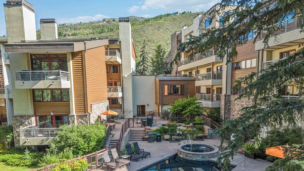 Pool - Lodge at Lionshead 230B (Vail)